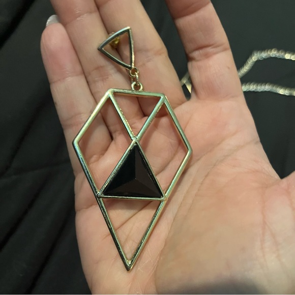 🚨3 for $15🚨 Set - Ring, Earrings, Necklace - Gold & Black - Picture 5 of 6